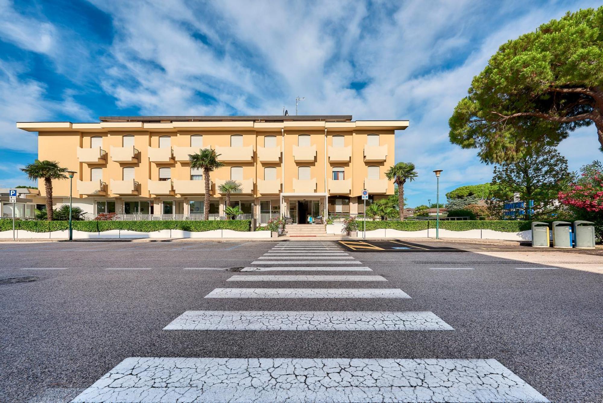 Hotel Junior Ca' di Valle Cavallino-Treporti Esterno foto